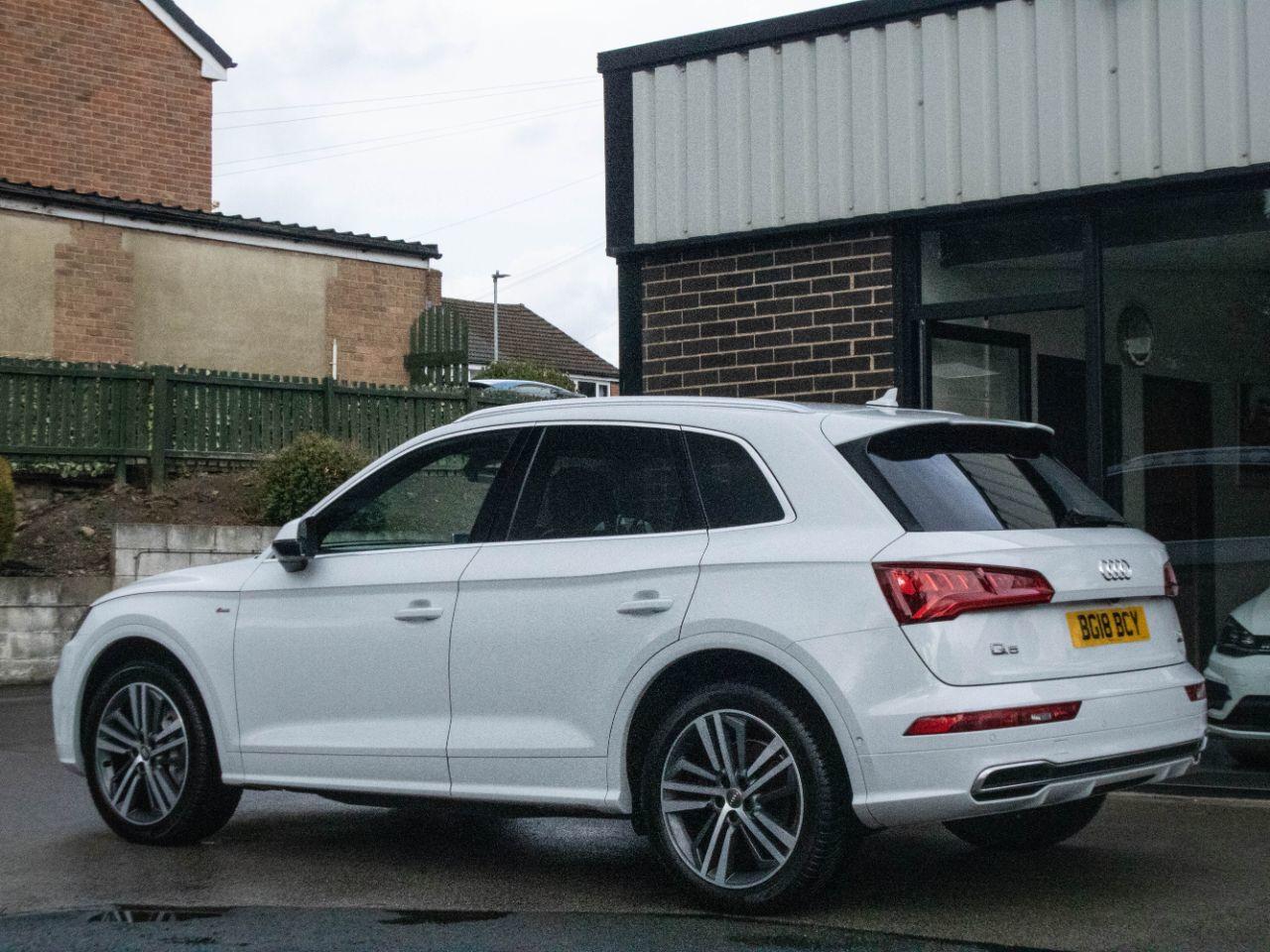 Audi Q5 3.0 V6 TDI S Line quattro S Line Auto 286ps Estate Diesel Glacier White Metallic