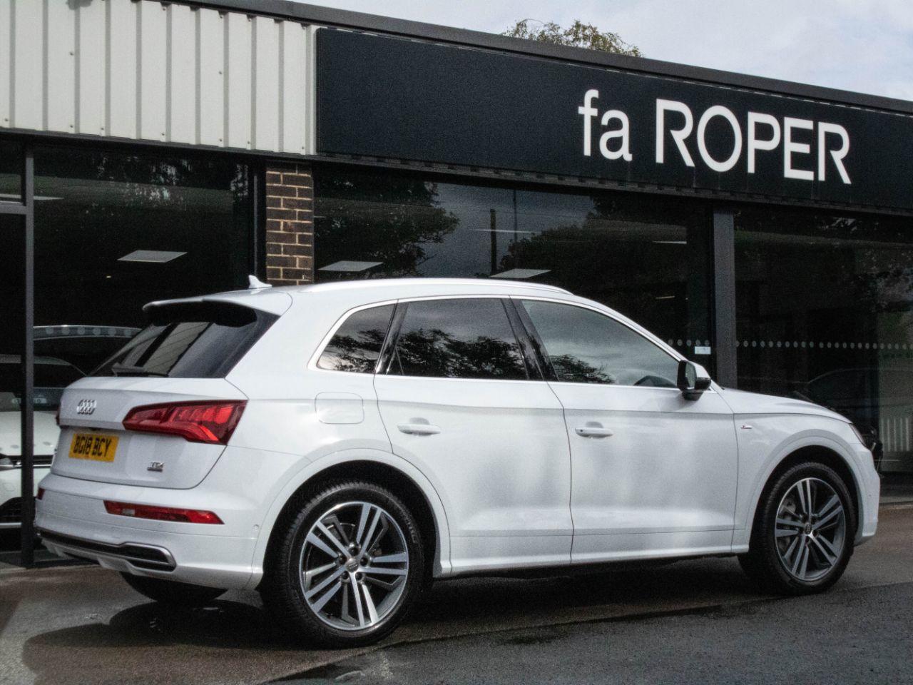Audi Q5 3.0 V6 TDI S Line quattro S Line Auto 286ps Estate Diesel Glacier White Metallic