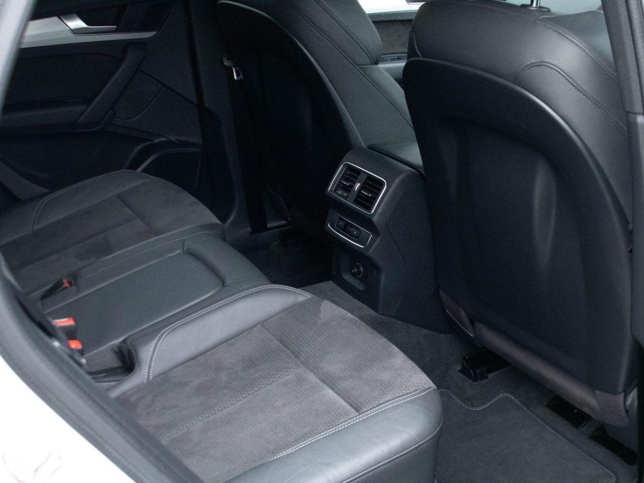 Audi Q5 3.0 V6 TDI S Line quattro S Line Auto 286ps Estate Diesel Glacier White Metallic