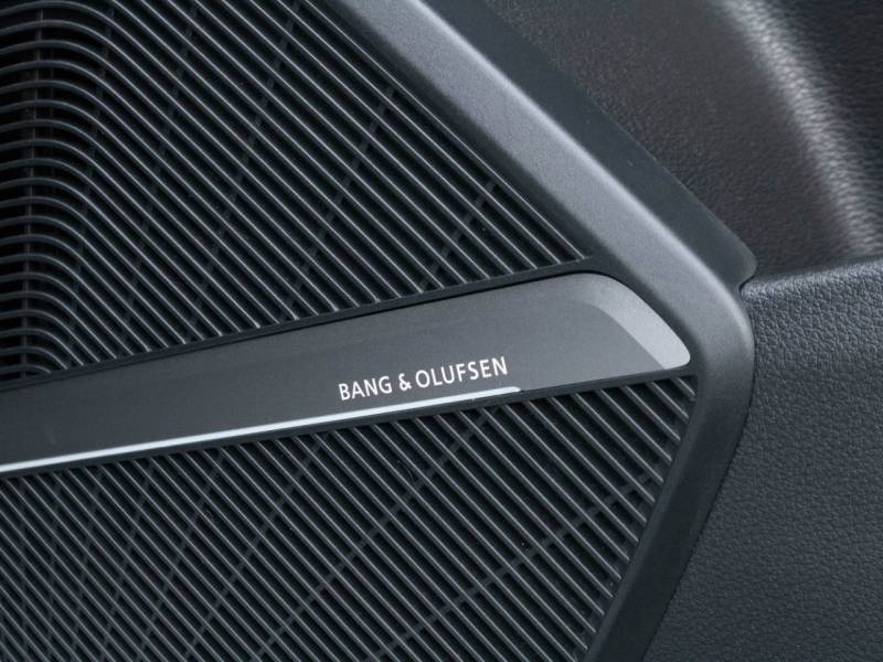 Audi Q5   Registered:2018(18)