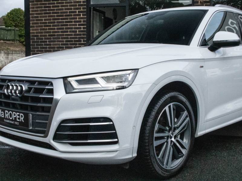 Audi Q5   Registered:2018(18)