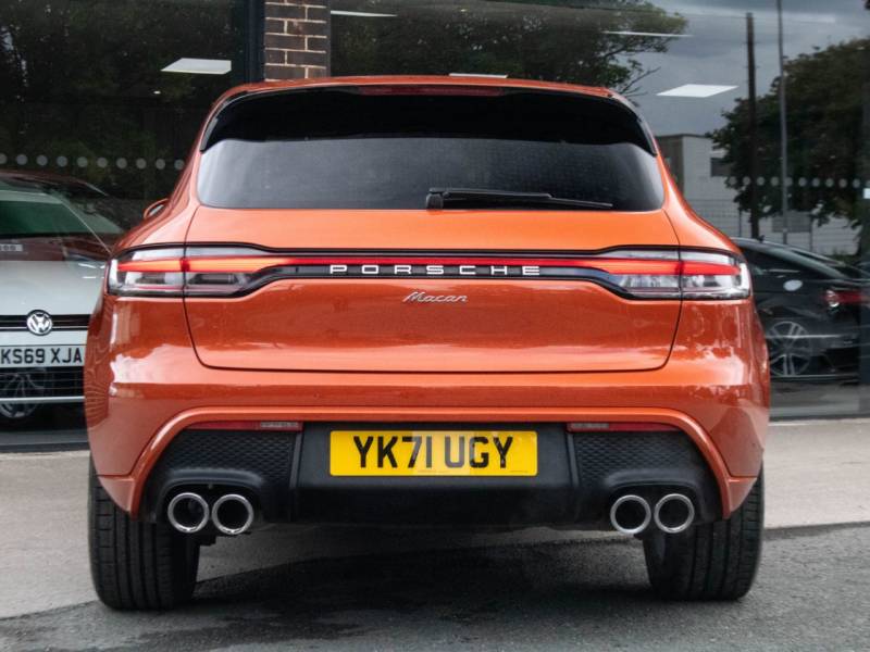 Porsche Macan   Registered:2021(71)