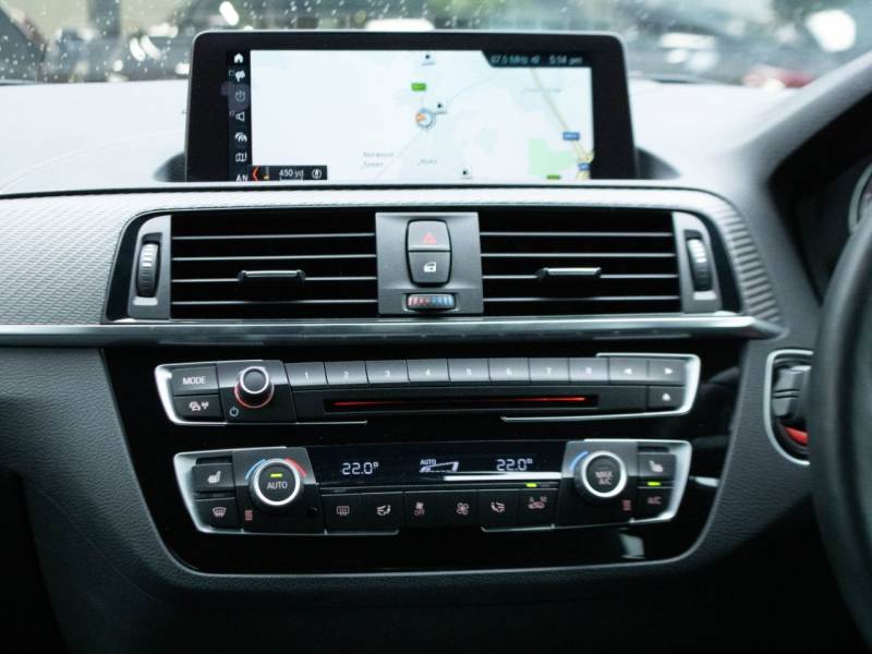 BMW M2   Registered:2020(70)