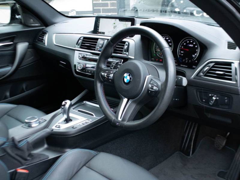 BMW M2   Registered:2020(70)