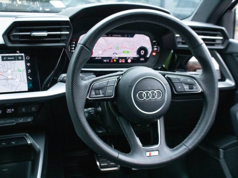 Audi A3 Sportback   Registered:2023(73)