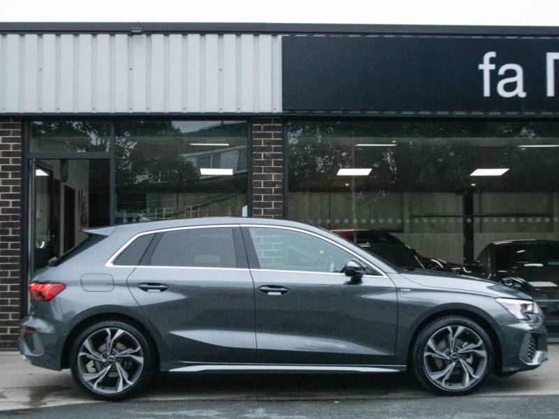 Audi A3 Sportback   Registered:2023(73)