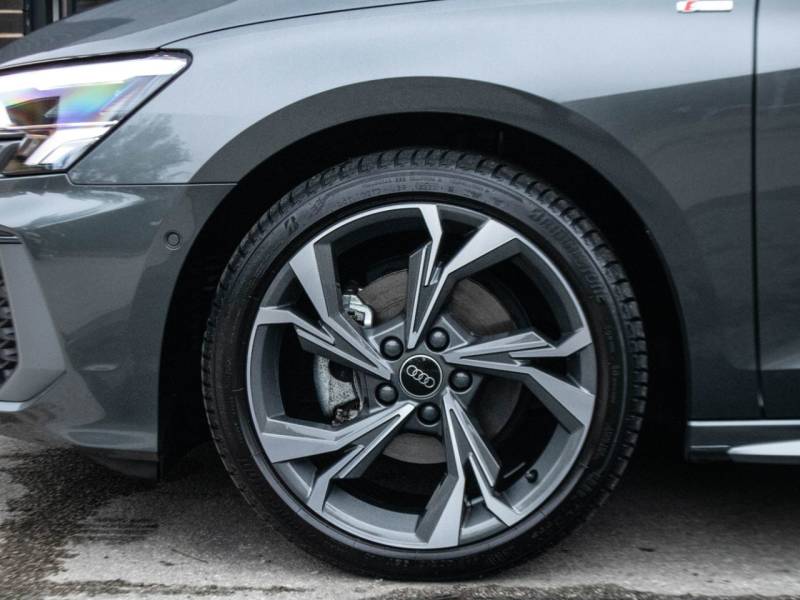 Audi A3 Sportback   Registered:2023(73)