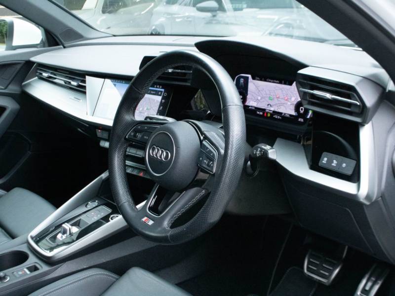 Audi A3 Sportback   Registered:2022(22)