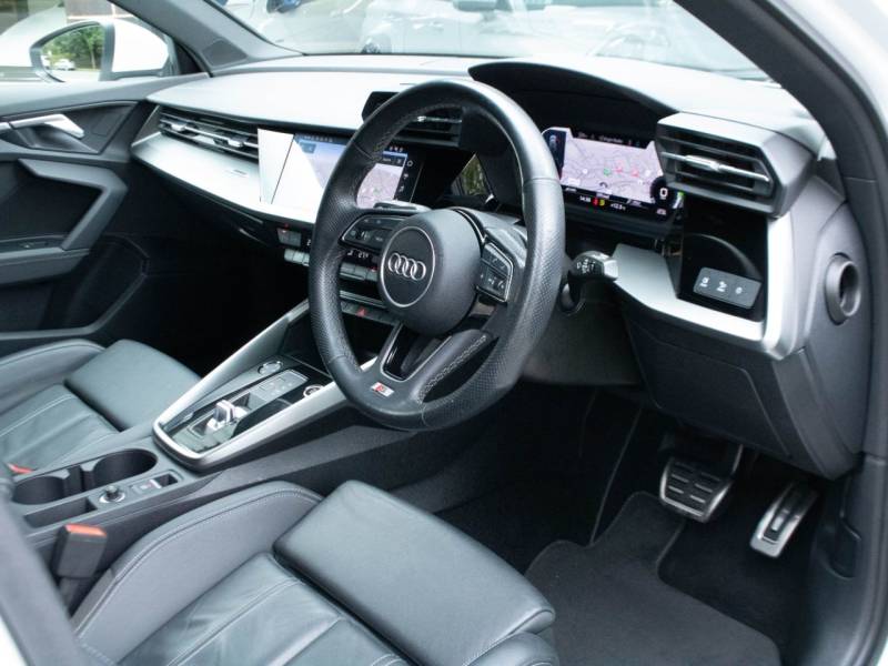 Audi A3 Sportback   Registered:2022(22)