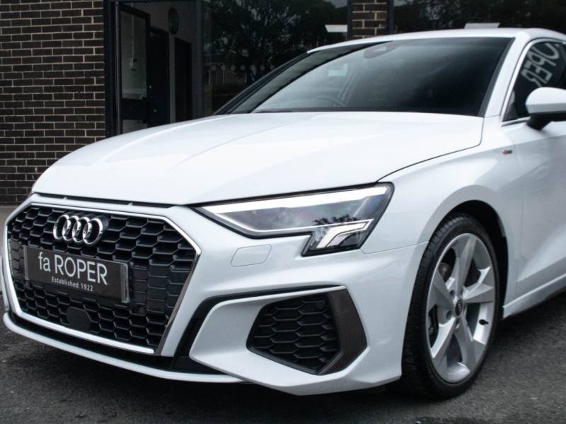 Audi A3 Sportback   Registered:2022(22)