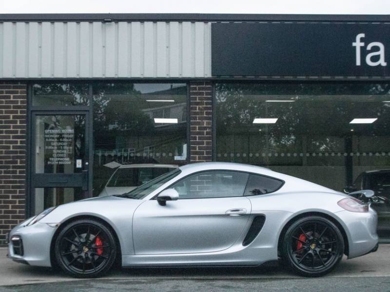 Porsche Cayman   Registered:2016(16)