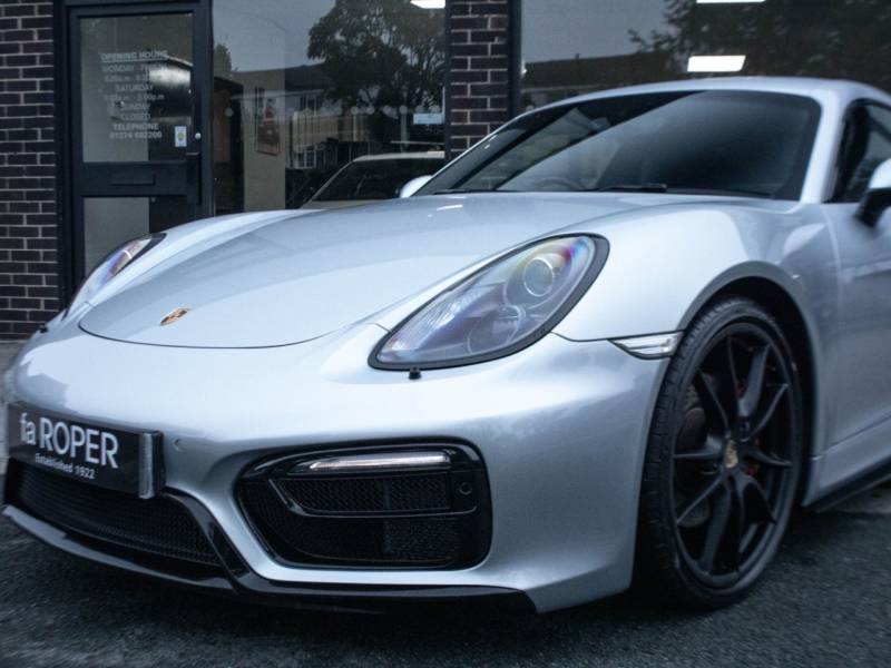 Porsche Cayman   Registered:2016(16)