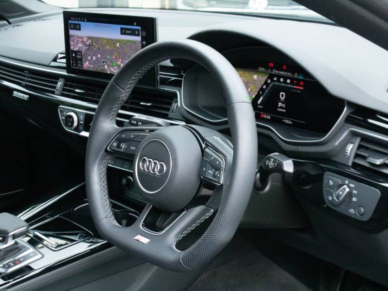 Audi A5 Sportback   Registered:2022(72)