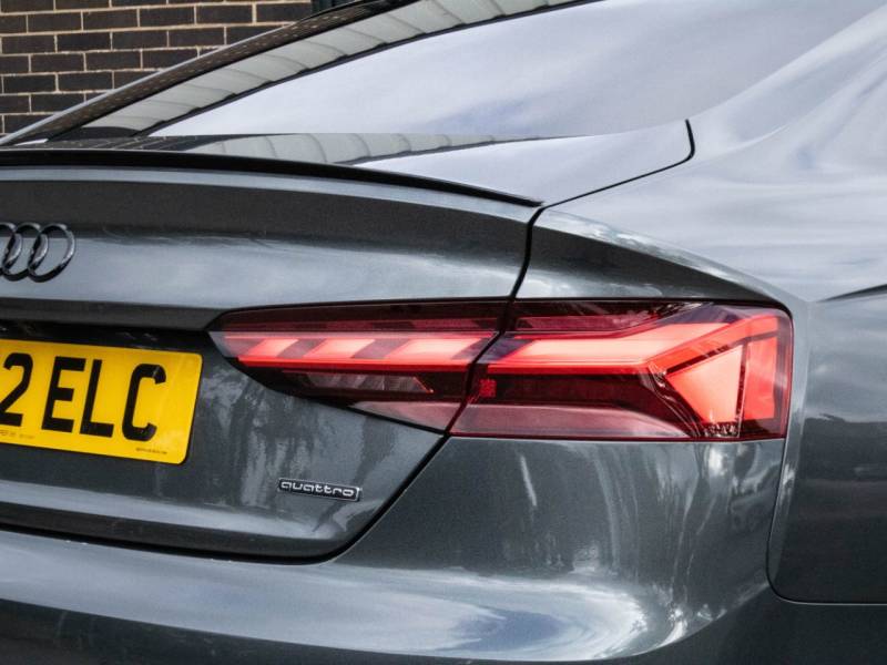 Audi A5 Sportback   Registered:2022(72)