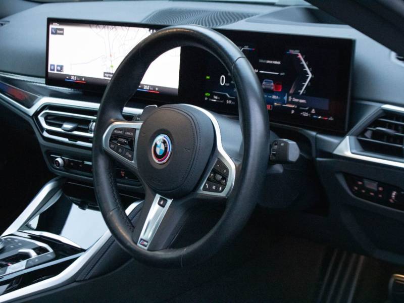 BMW 2 Series   Registered:2023(72)