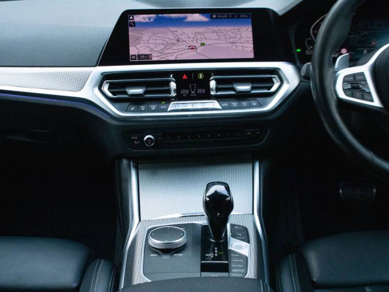 BMW 3 Series   Registered:2019(69)