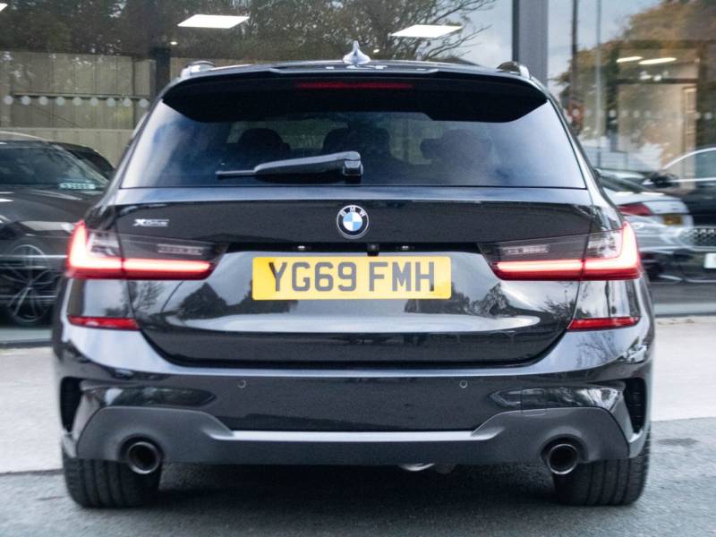 BMW 3 Series   Registered:2019(69)