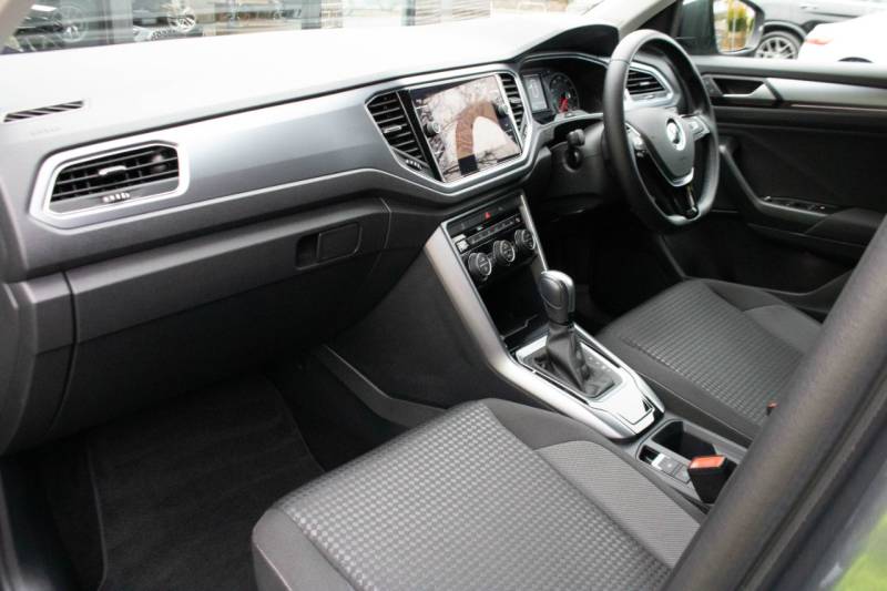 Volkswagen T Roc   Registered:2022(22)