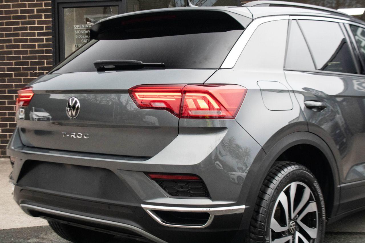 Volkswagen T-Roc 1.5 TSI EVO Active DSG Auto 150ps Hatchback Petrol Indium Grey Metallic