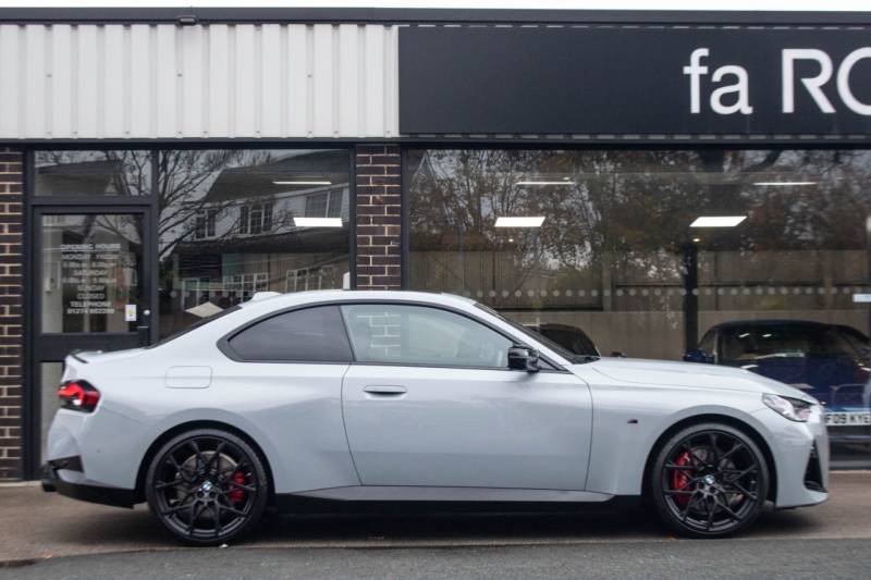 BMW 2 Series   Registered:2023(72)