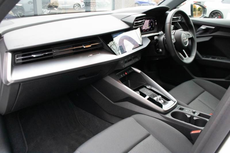 Audi A3 Sportback   Registered:2023(23)