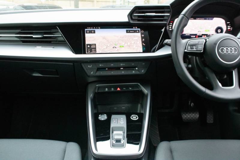 Audi A3 Sportback   Registered:2023(23)