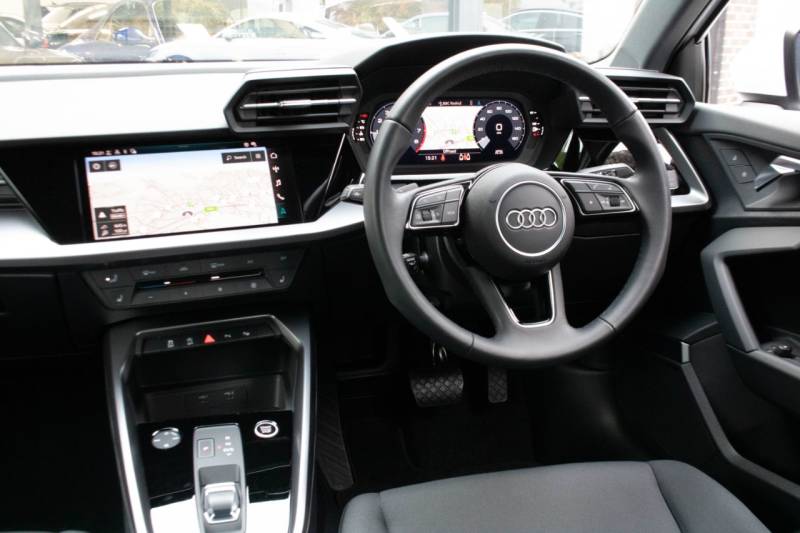 Audi A3 Sportback   Registered:2023(23)