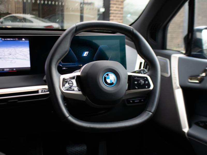 BMW Ix   Registered:2022(22)