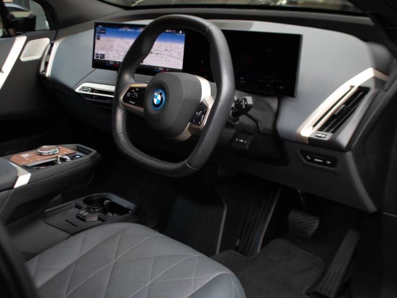 BMW Ix   Registered:2022(22)