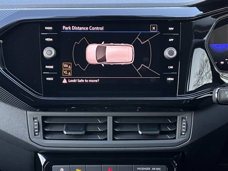 Volkswagen T Cross   Registered:2023(23)