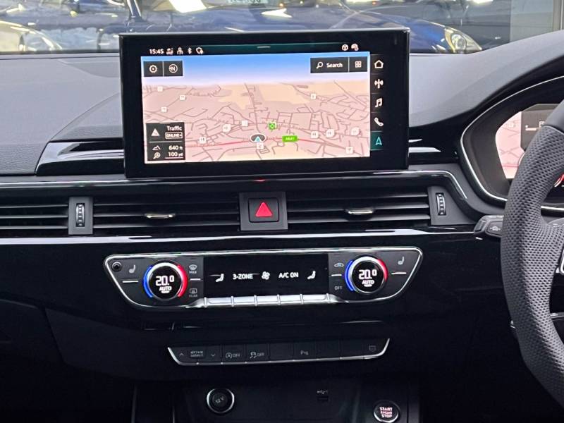 Audi A4 Avant   Registered:2024(73)