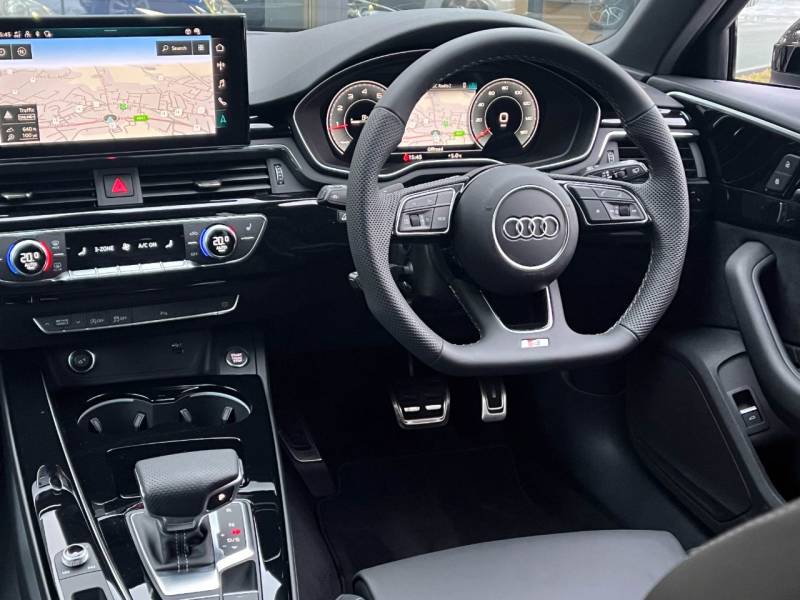 Audi A4 Avant   Registered:2024(73)