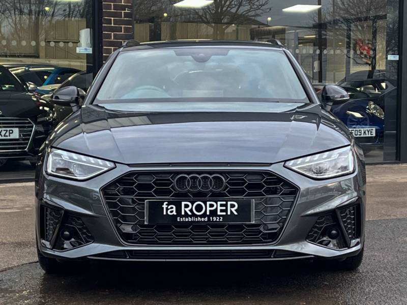 Audi A4 Avant   Registered:2024(73)