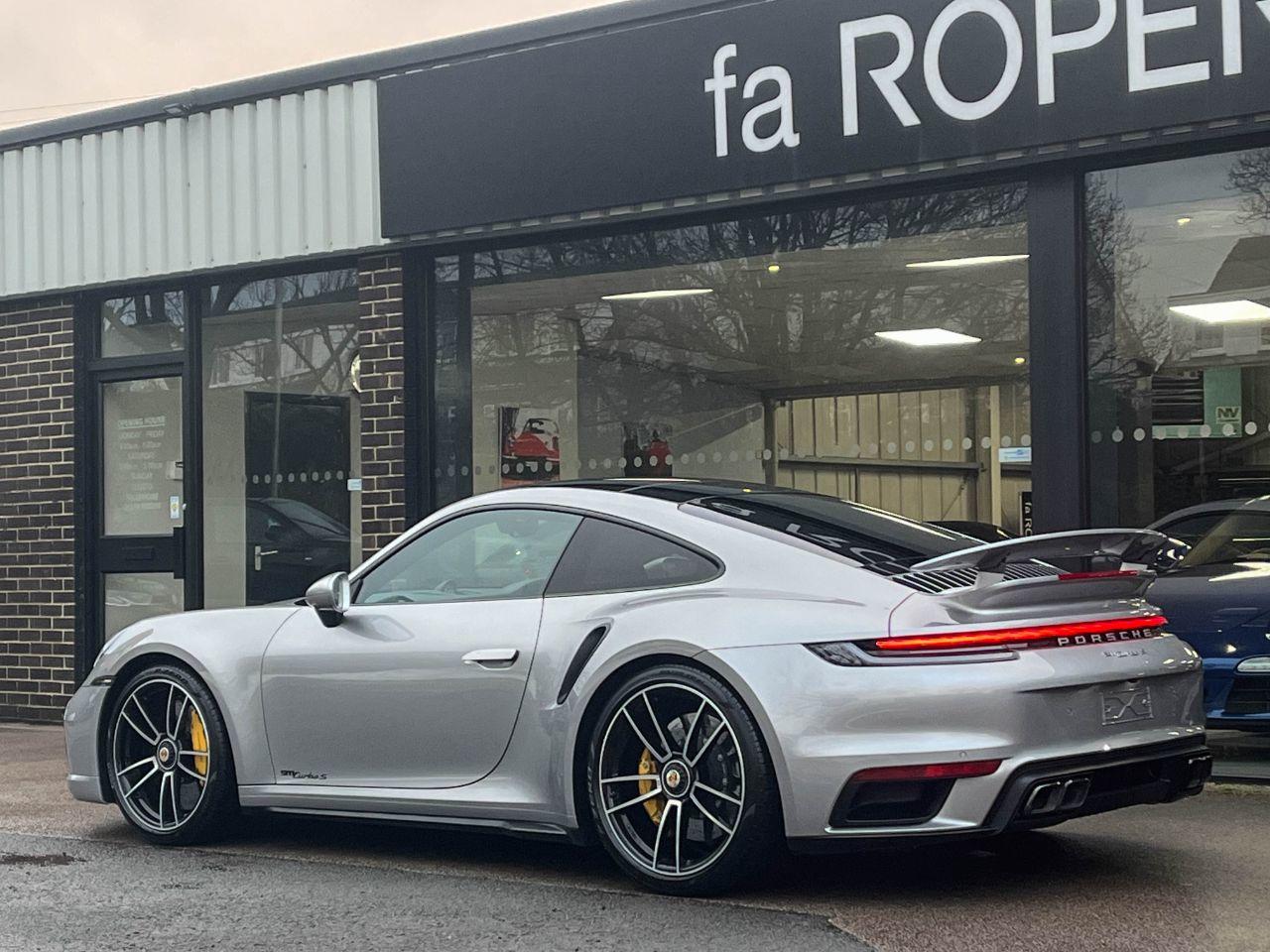 Porsche 911 3.7 992 Turbo S Coupe PDK 650ps Coupe Petrol Gt Silver Metallic