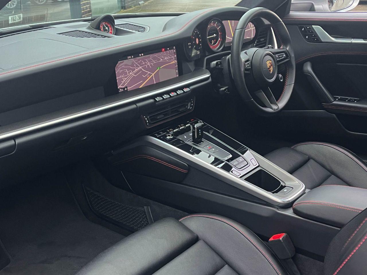Porsche 911 3.7 992 Turbo S Coupe PDK 650ps Coupe Petrol Gt Silver Metallic