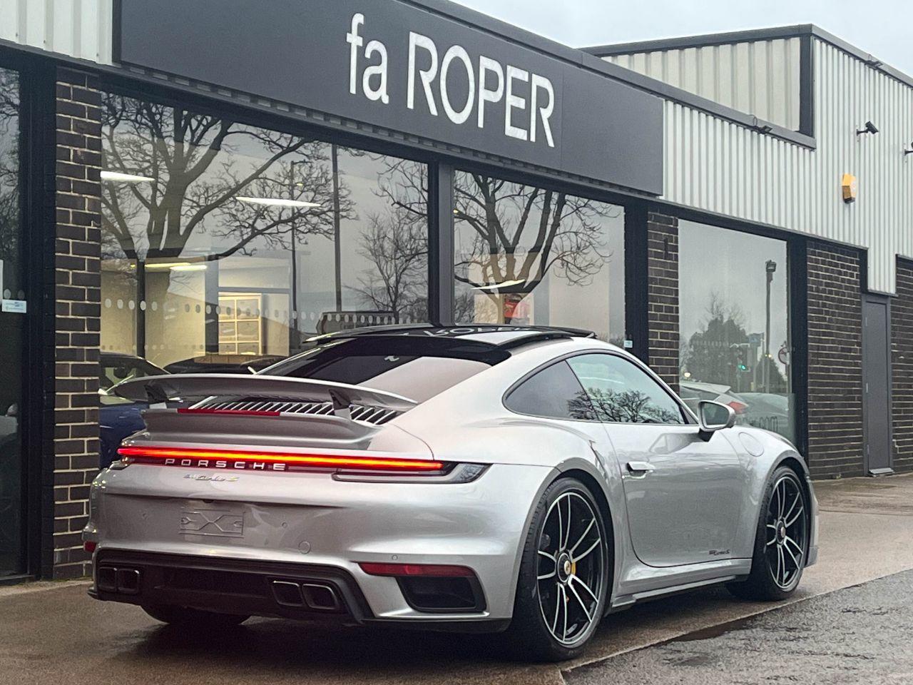 Porsche 911 3.7 992 Turbo S Coupe PDK 650ps Coupe Petrol Gt Silver Metallic