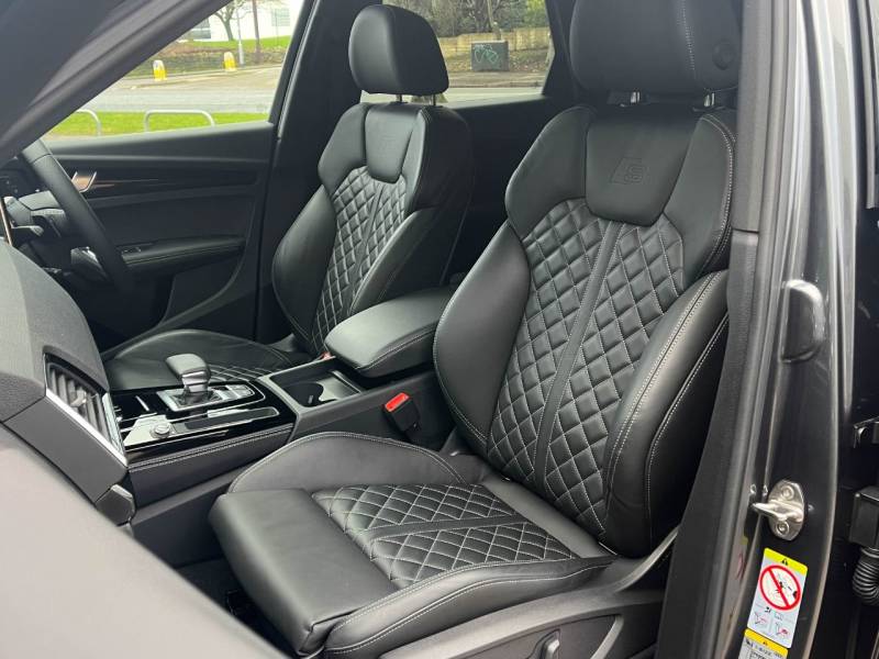 Audi Q5   Registered:2023(23)