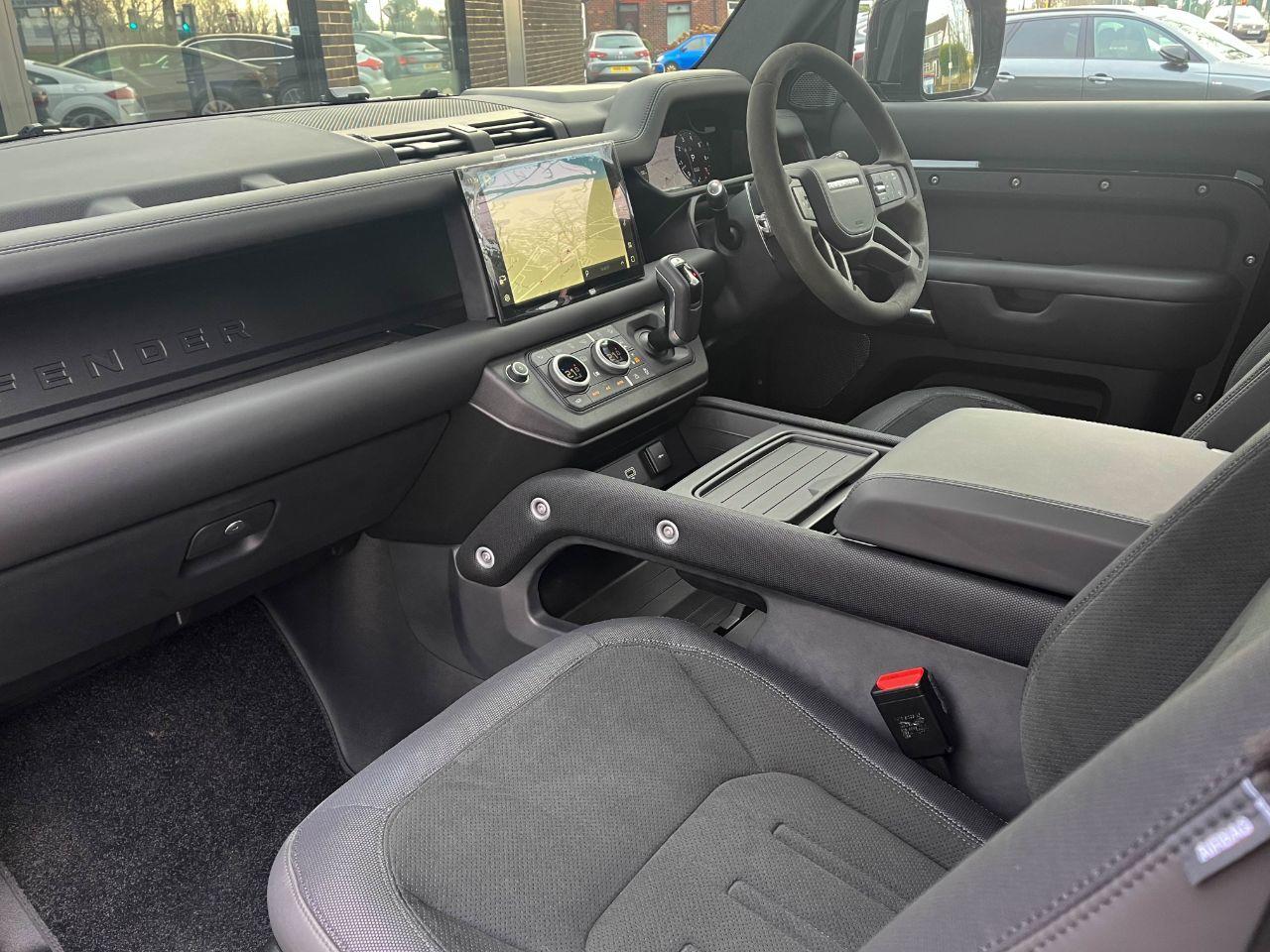 Land Rover Defender 90 P525 5.0 V8 4WD Auto Estate Petrol Santorini Black Metallic