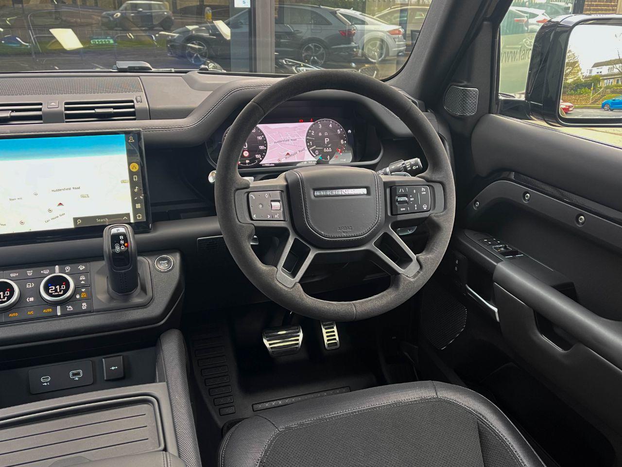 Land Rover Defender 90 P525 5.0 V8 4WD Auto Estate Petrol Santorini Black Metallic