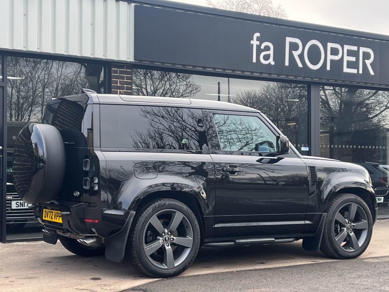 Land Rover Defender 90 P525 5.0 V8 4WD Auto Estate Petrol Santorini Black Metallic