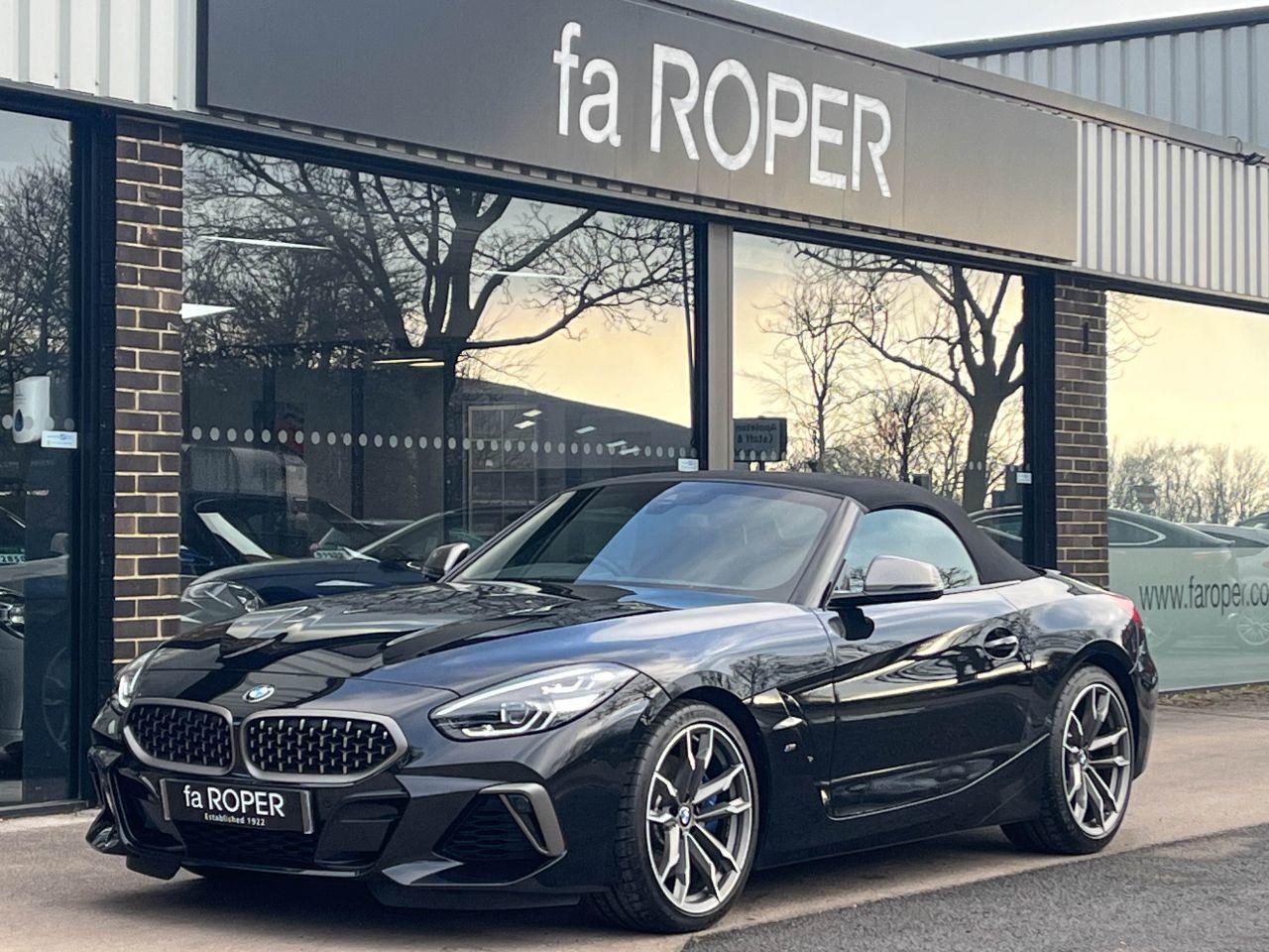 BMW Z4 M40i 3.0 sDrive Auto 340ps Convertible Petrol Black Sapphire Metallic