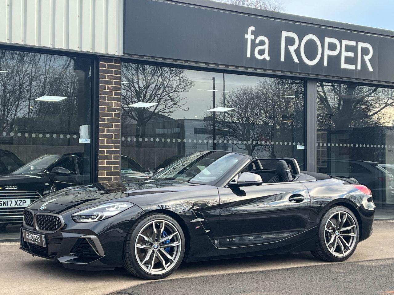 BMW Z4 M40i 3.0 sDrive Auto 340ps Convertible Petrol Black Sapphire Metallic