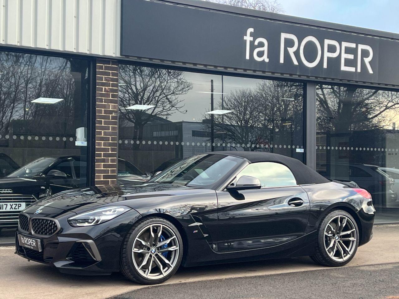 BMW Z4 M40i 3.0 sDrive Auto 340ps Convertible Petrol Black Sapphire Metallic