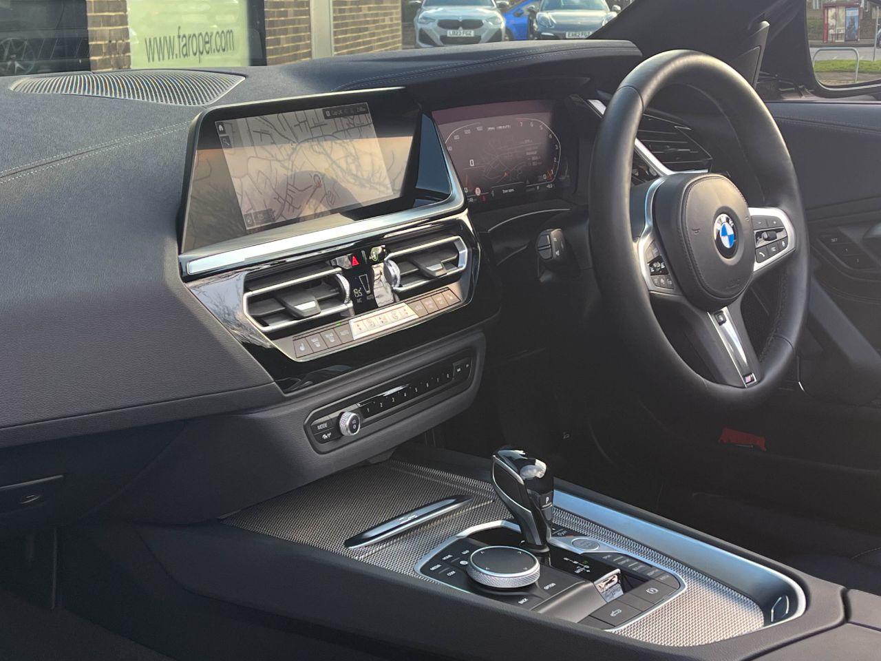 BMW Z4 M40i 3.0 sDrive Auto 340ps Convertible Petrol Black Sapphire Metallic