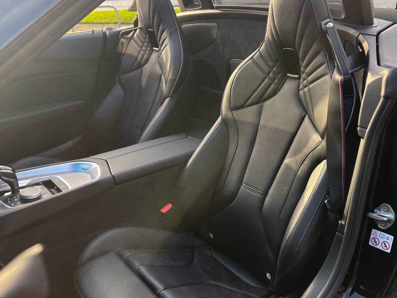 BMW Z4 M40i 3.0 sDrive Auto 340ps Convertible Petrol Black Sapphire Metallic