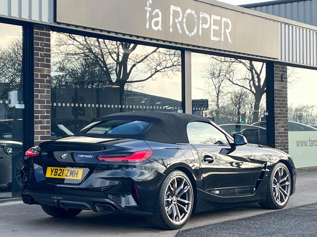 BMW Z4 M40i 3.0 sDrive Auto 340ps Convertible Petrol Black Sapphire Metallic