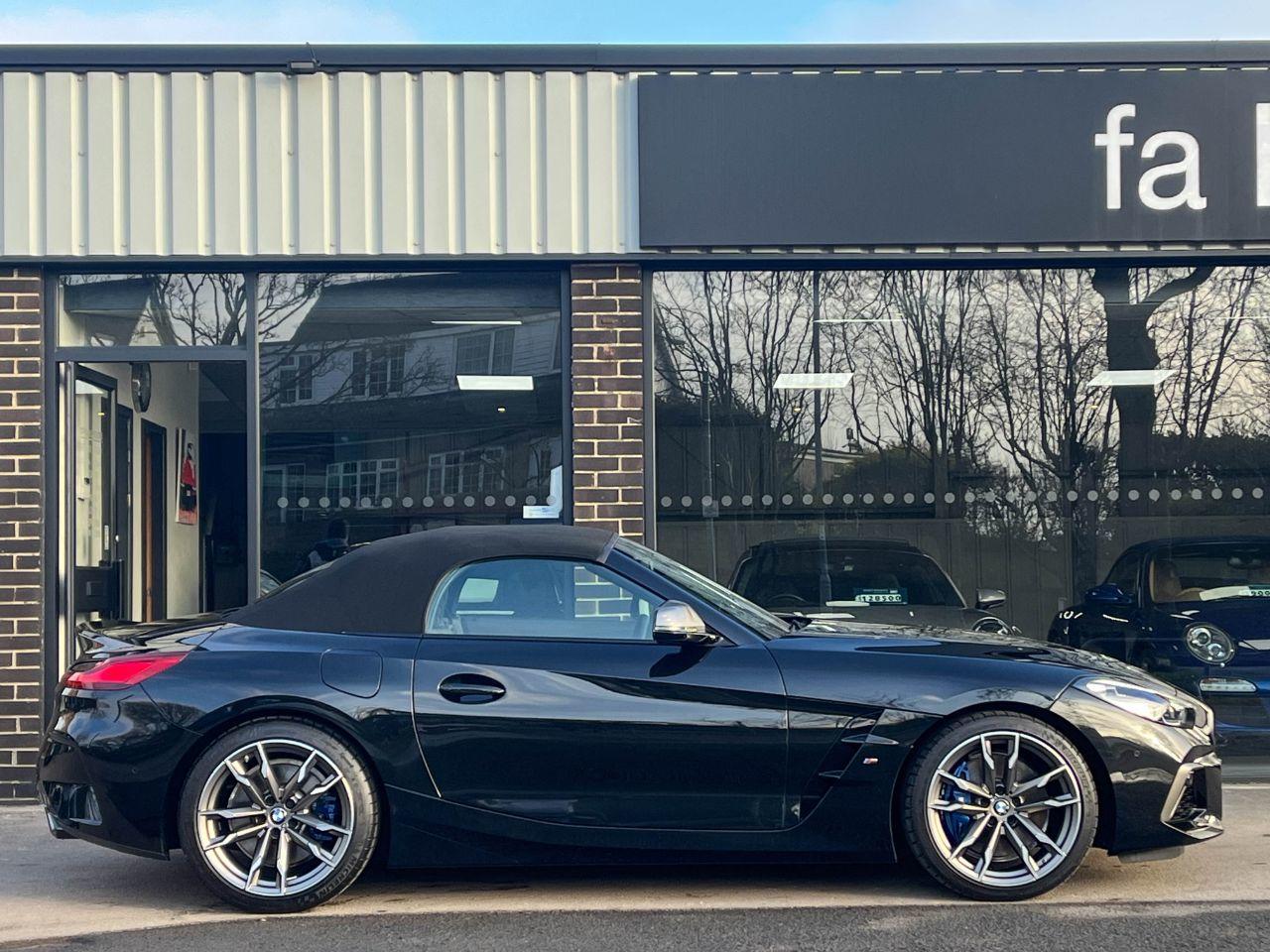 BMW Z4 M40i 3.0 sDrive Auto 340ps Convertible Petrol Black Sapphire Metallic