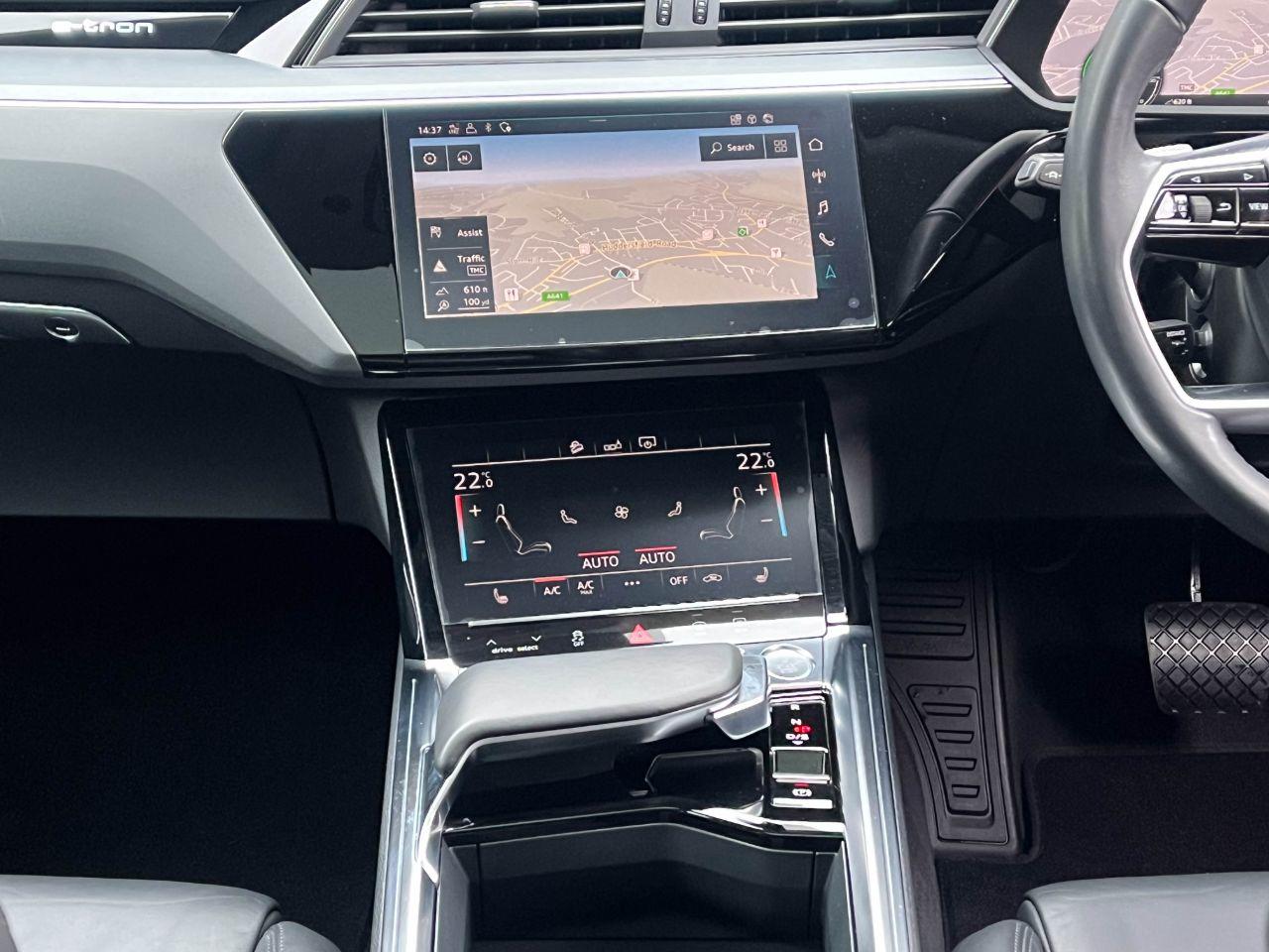 Audi E-tron 0.0 55 Launch Edition quattro SUV 95kWh Auto Estate Electric Glacier White Metallic