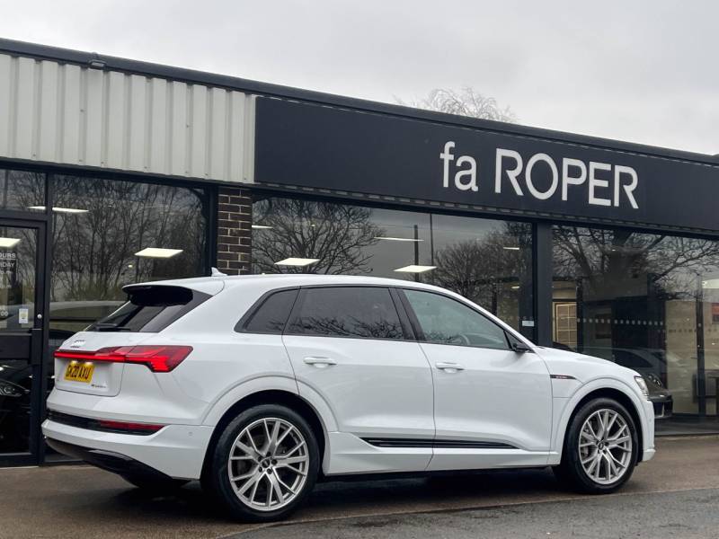Audi E Tron   Registered:2020(20)