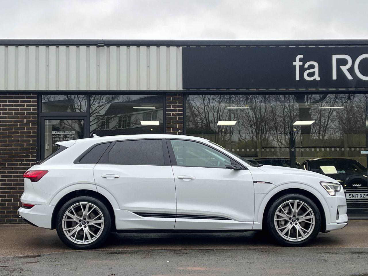 Audi E-tron 0.0 55 Launch Edition quattro SUV 95kWh Auto Estate Electric Glacier White Metallic
